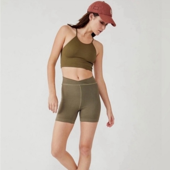 Free People Movement Free Throw Shorts, L, NWOT - Picture 2 of 3